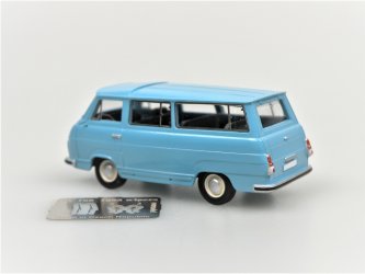 S1203 Minibus light blue