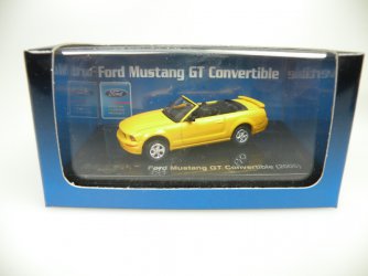 Mustang GT convertible (1/87 Ricko 38874)