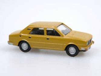 1976 S 105S (okrová C6513/ochre yellow-brown)