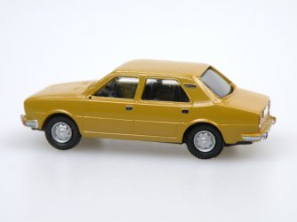 1976 S 105S (okrová C6513/ochre yellow-brown)